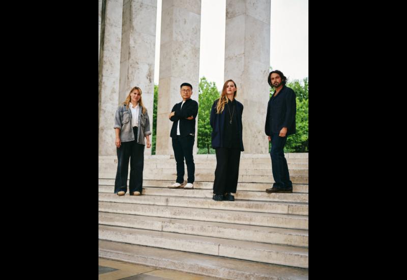 Une galerie d’art contemporain française animée à Paris